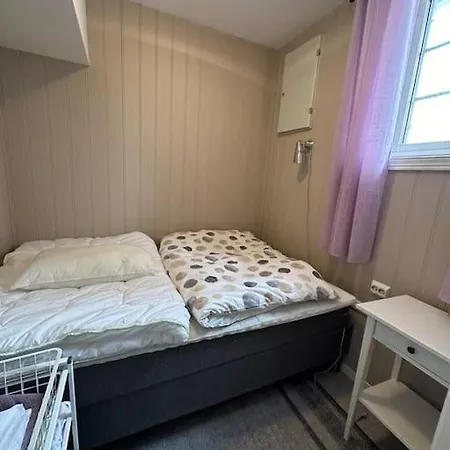Lite Hus Til Leie Sommeren 2024 آرندال